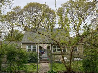 84 Rose Ln, Medford, NY 11763