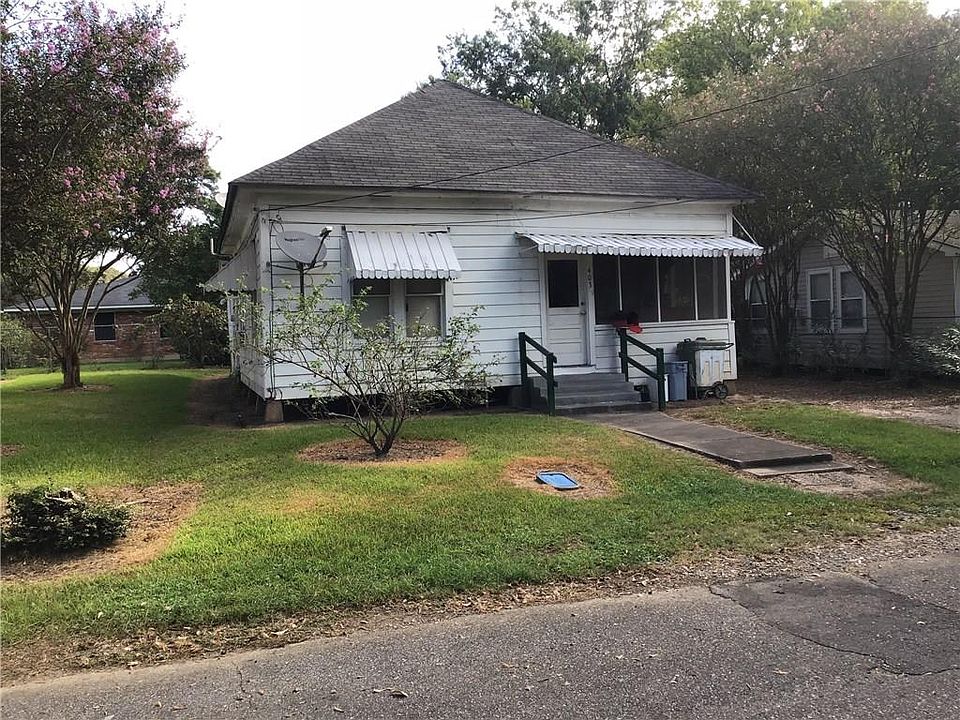 2nd image of 403 Third St