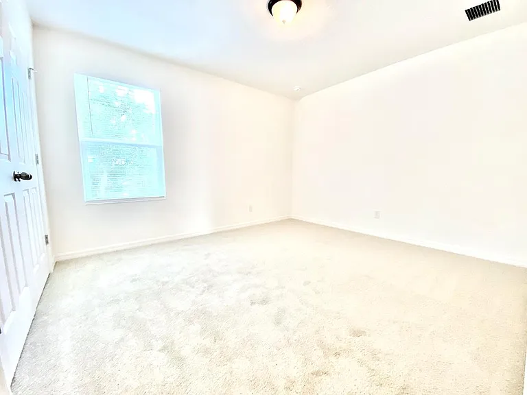 924 Avenal Ln — Photo 28