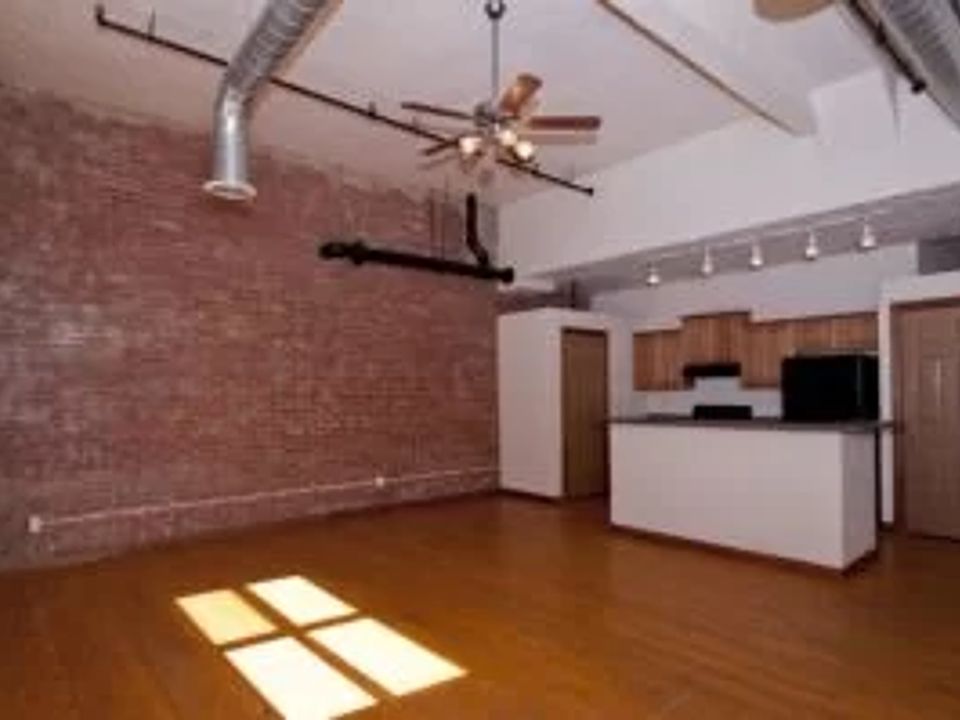 2nd image of 504 W Olive St #104