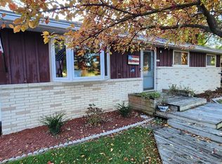 W277 Madison Ave, Oconomowoc, WI 53066