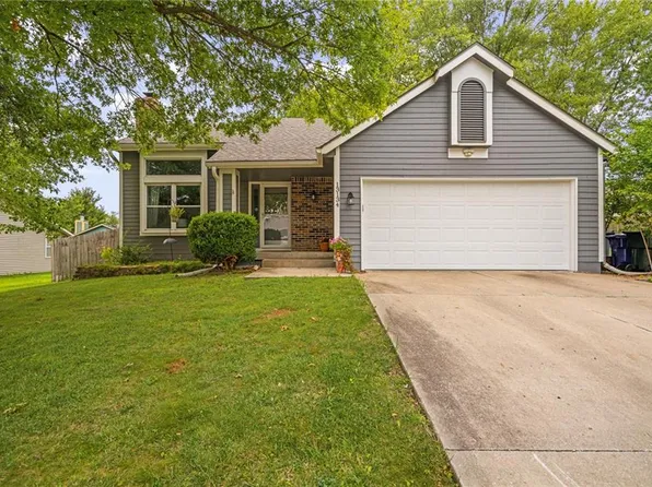 13134 S Raintree Dr, Olathe, KS 66062
