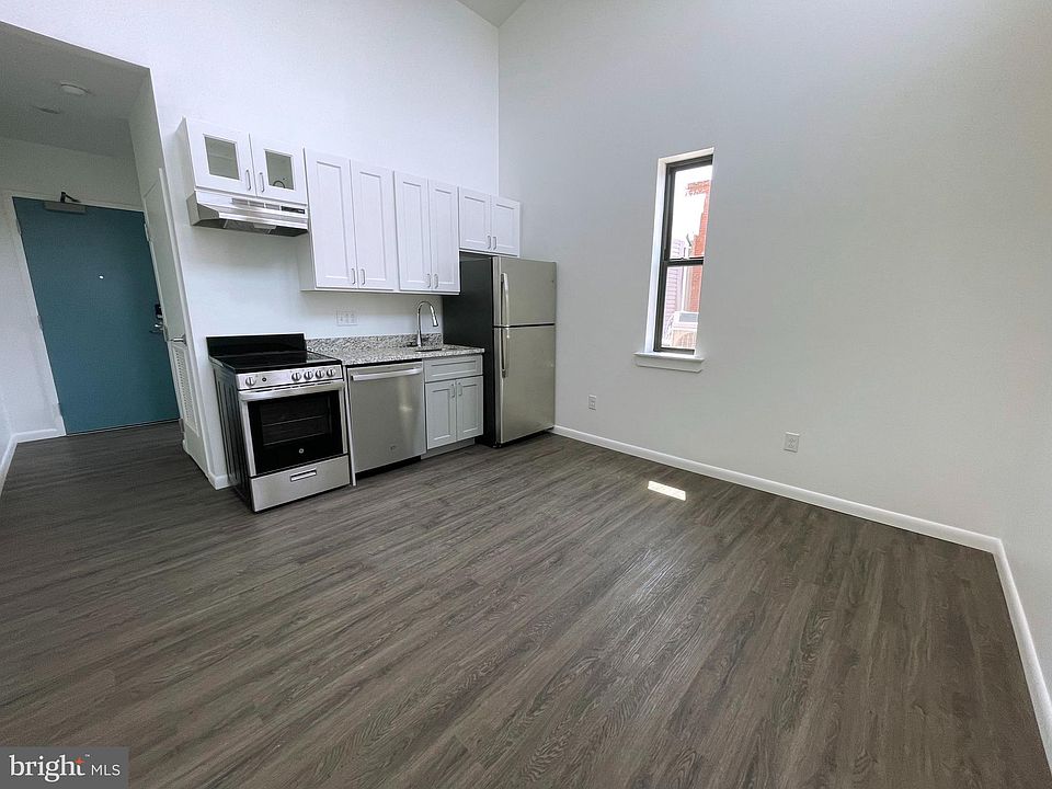 1st image of 3200 Kensington Ave #2F