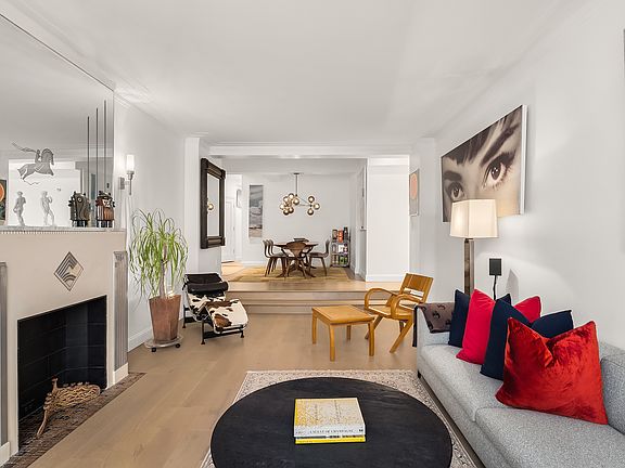 4th image of 25 Central Park W APT 5I