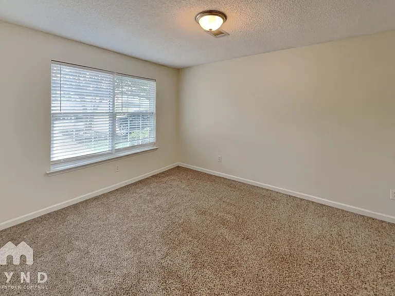 6332 Hickory Lane Cir — Photo 15