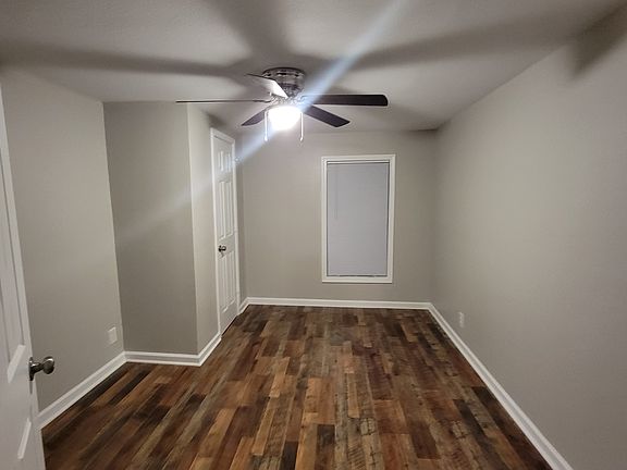 3rd image of 3019 N Grand Ave