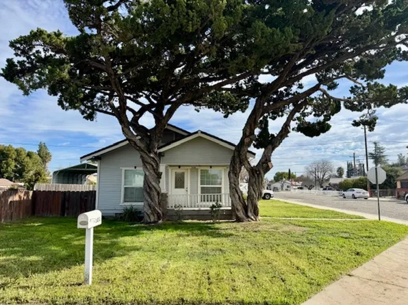 504 Ripona Ave, Ripon, CA 95366