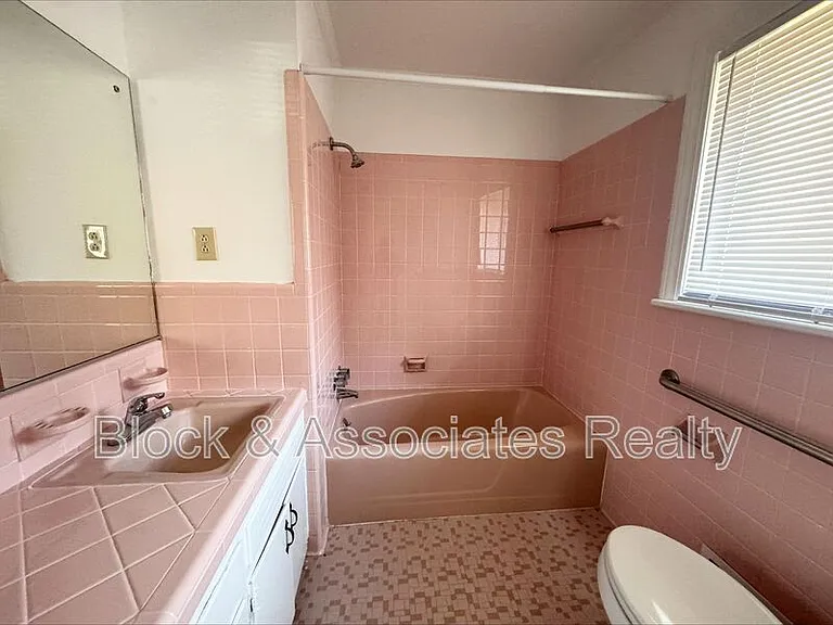 711 N Fayetteville St — Photo 6