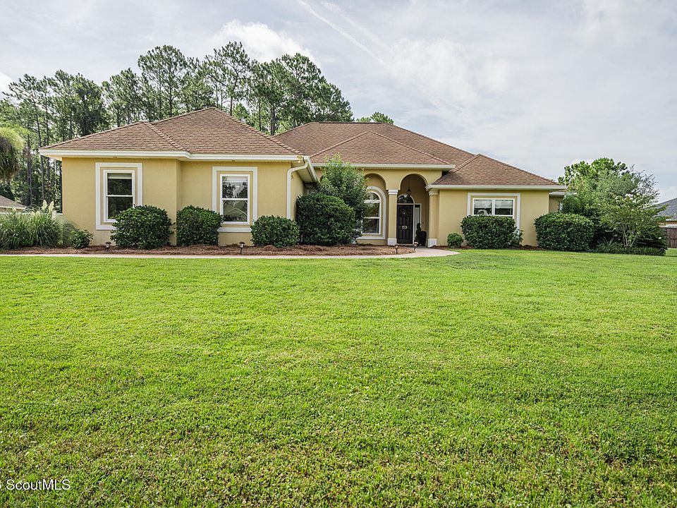 1st image of 159 Lakes Dr