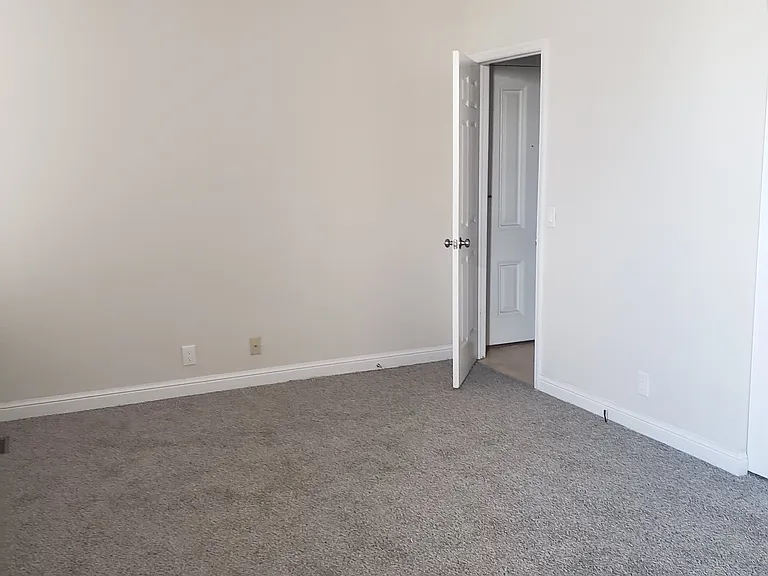 2026 Menard St #B — Photo 15