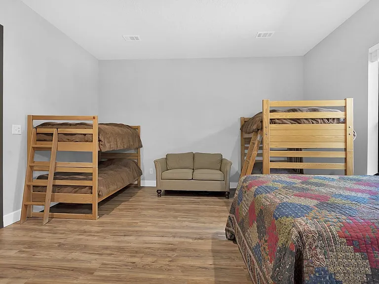 167 Ashbrook Ln — Photo 12
