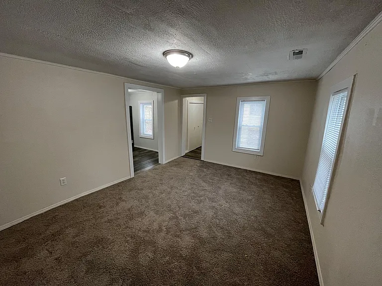 4073 Stow Rd — Photo 5