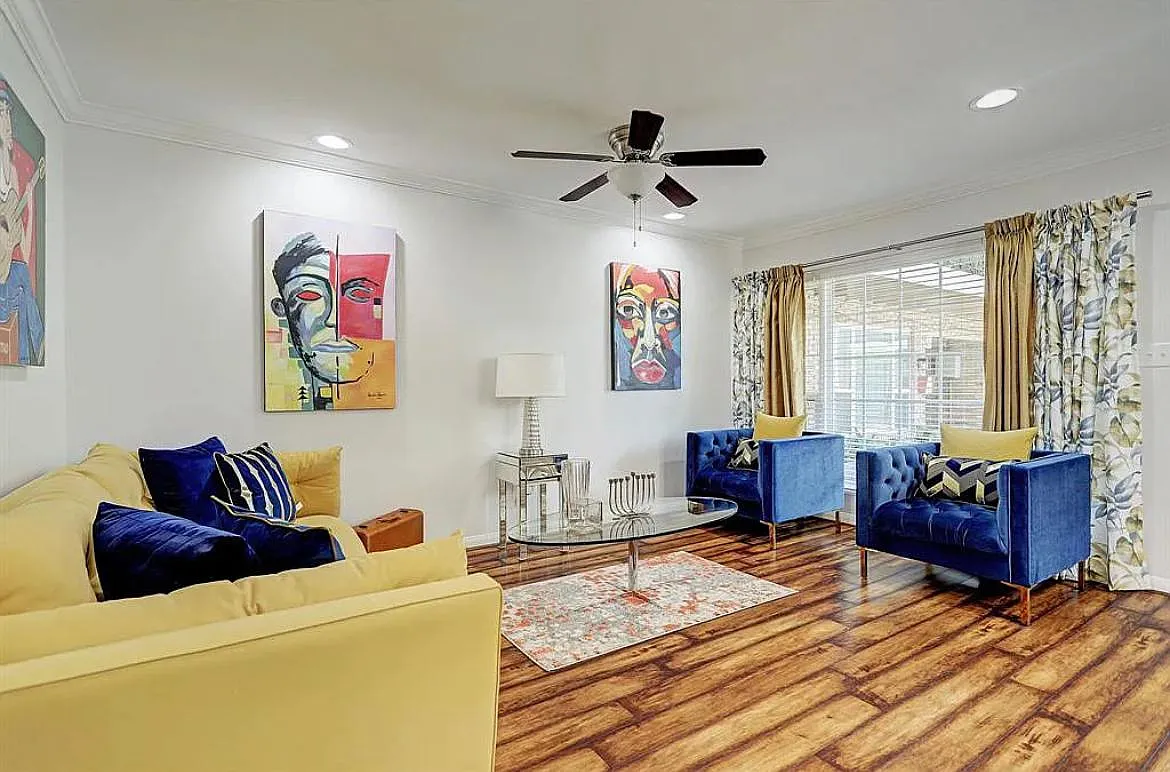 5333 Richmond Ave — Photo 1