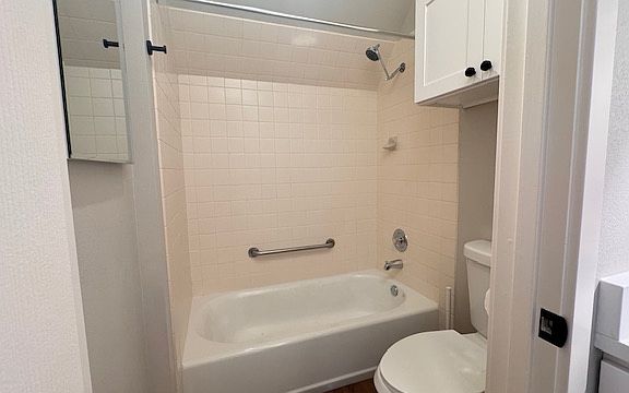 4th image of 45810 SE North Bend Way APT 23