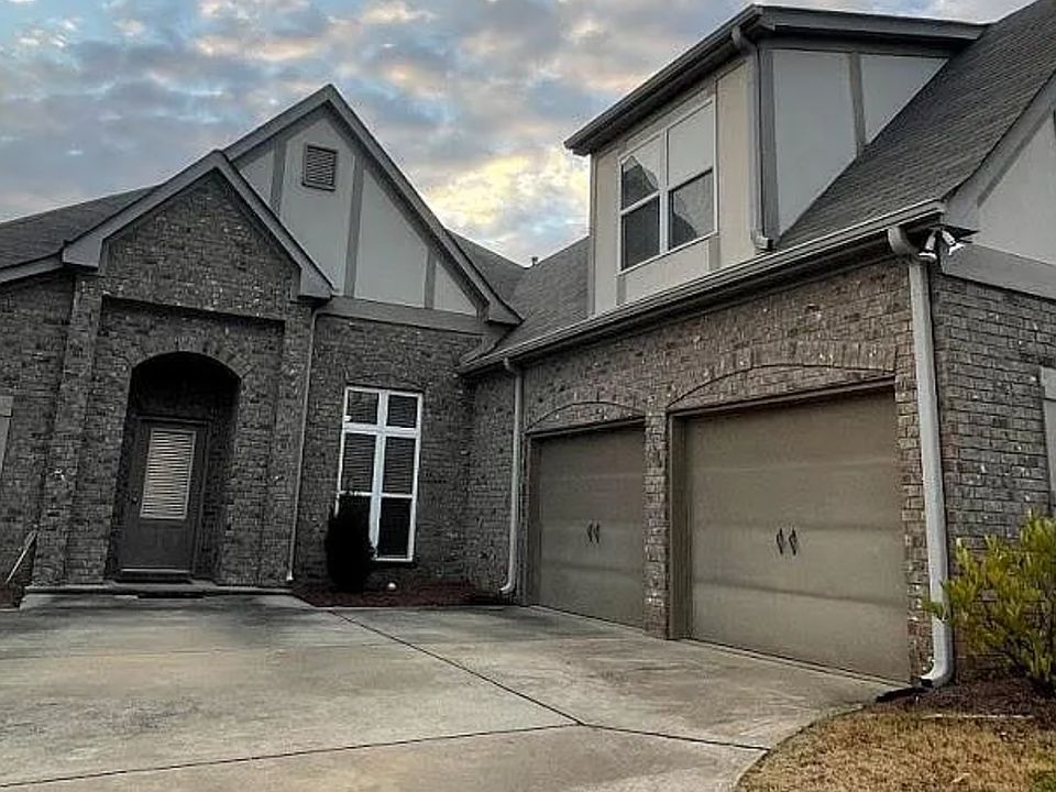 1st image of 122 Oxmoor Pl