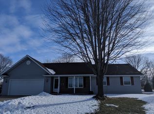N9118 Cherry Meadow Dr, Appleton, WI 54915