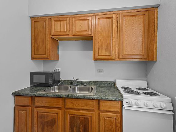 5th image of 2431 Ohio Ave APT 1