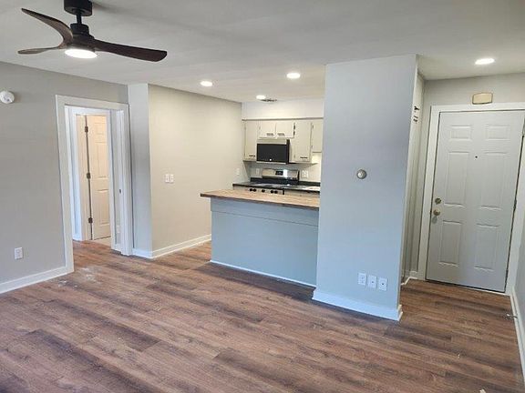 5th image of 3909 Monona Dr APT 1