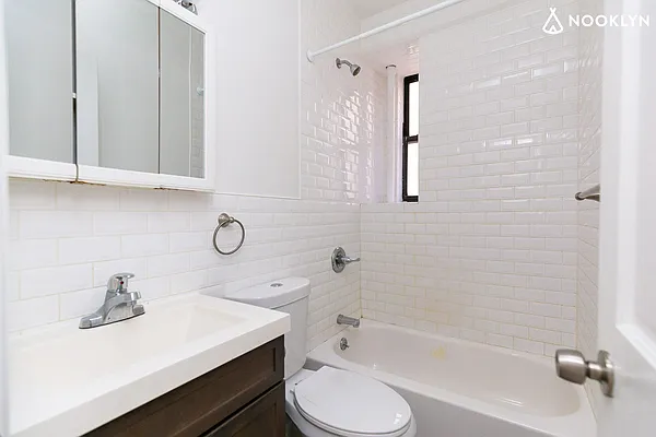 Rented by Nooklyn NYC LLC | media 12