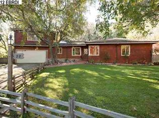 22 Snowberry Ln, Orinda, CA 94563