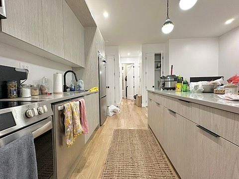 3rd image of 1183 Broadway Floor 3