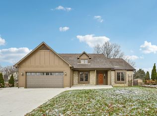410 Six Pence Cir, Westerville, OH 43081