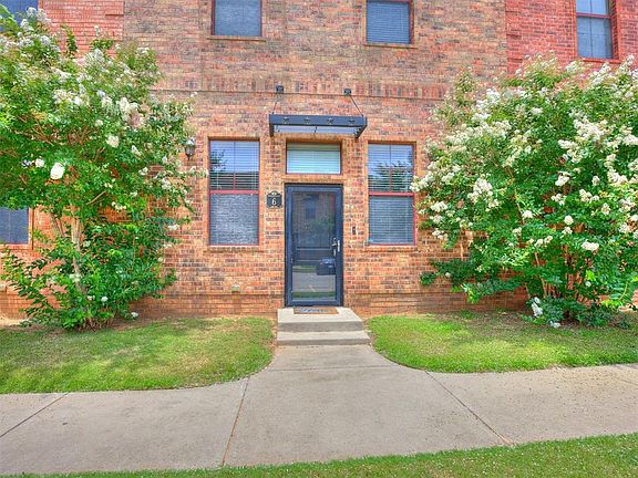 2nd image of 375 Triad Village Dr Unit 6