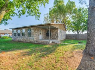 915 County Street 2940, Tuttle, OK 73089