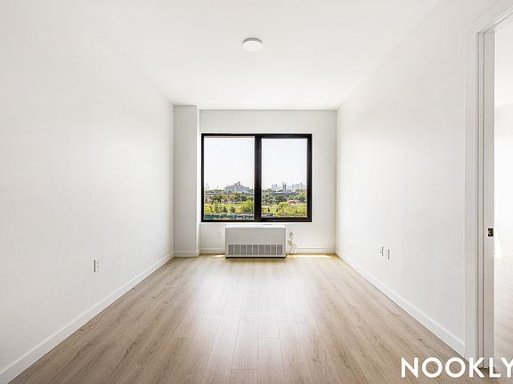 3rd image of 138 Bruckner Blvd #258