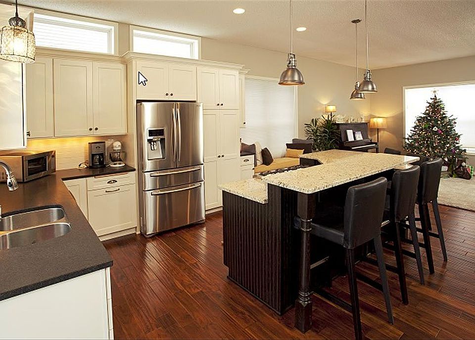 1st image of 1642 Oakbrooke Dr