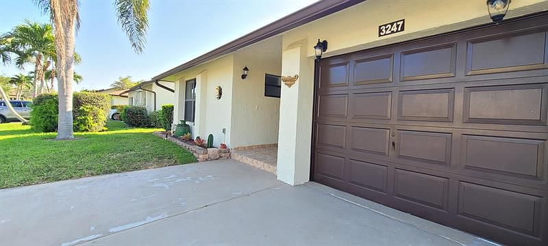 1st image of 3247 Shadow Wood Dr