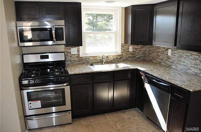 1st image of 4344 Mohegan Dr