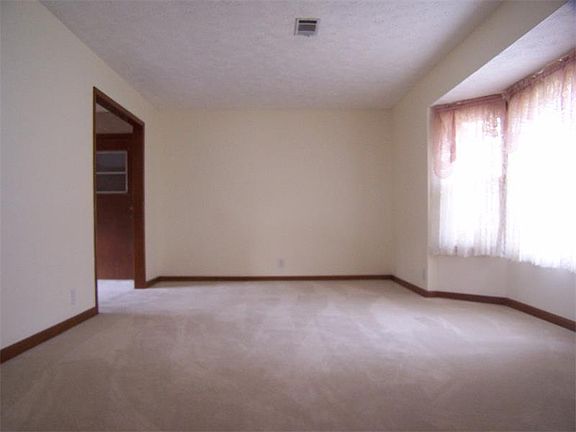 2nd image of 4245 King Richard Ct