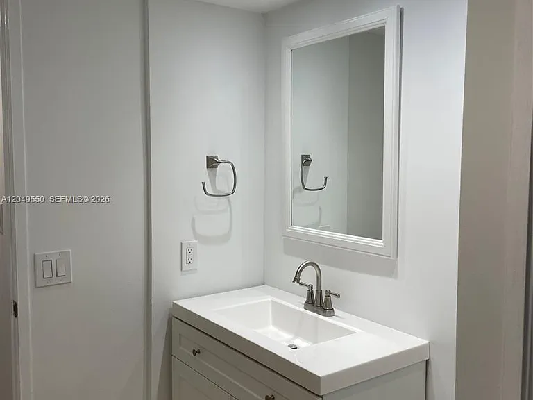 3731 N Country Club Dr #323 — Photo 8