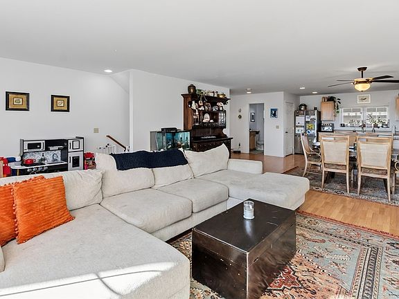 5th image of 387 8th Street UNIT 387