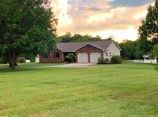 4970 E Wilson Turner Dr, Columbia, MO 65202