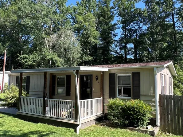 150 Piney Ridge Dr, Hendersonville, NC 28791