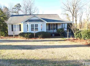 352 N Pleasant Coates Rd, Benson, NC 27504