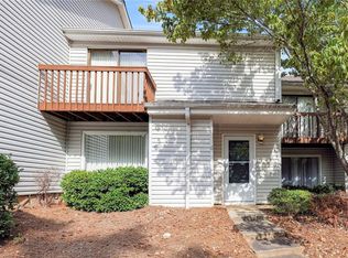 6 Fairway Dr NW, Kennesaw, GA 30144