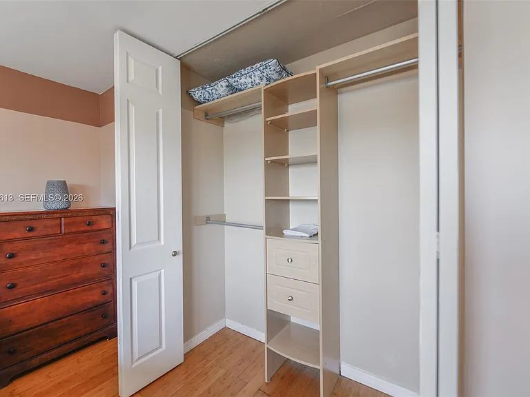 401 Golden Isles Dr #312 — Photo 32