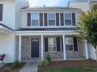 646 Cairn Cir, Burlington, NC 27217