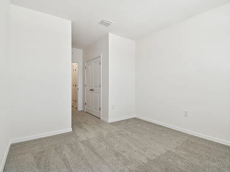 5701 English Oak Ln — Photo 34