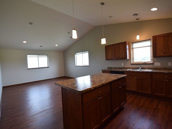 3rd image of 2225 Links St