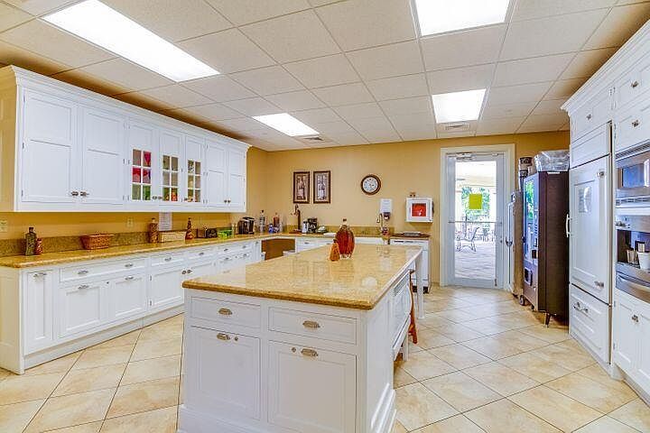 1st image of 7606 Greenbrier Circle