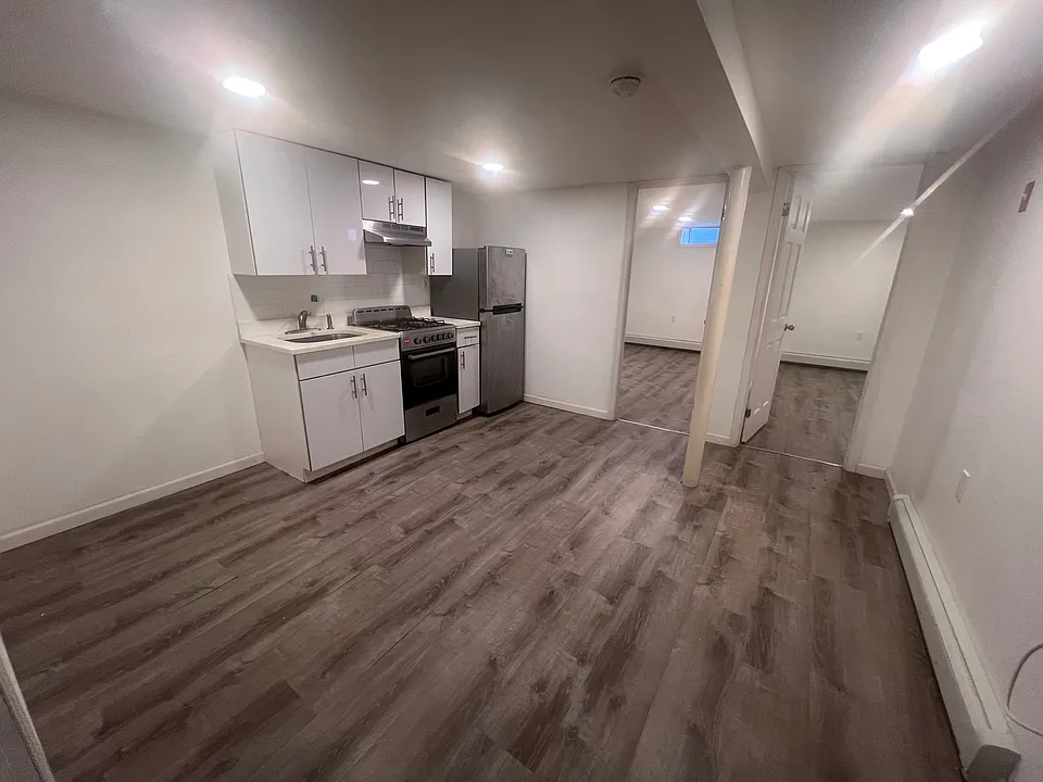 163 Sullivan Pl #L2