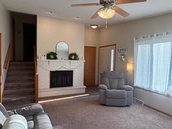 4th image of 6802 Sunset Meadow Dr