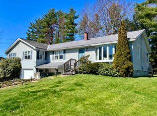 44-46 Oak St, White River Junction, VT 05001