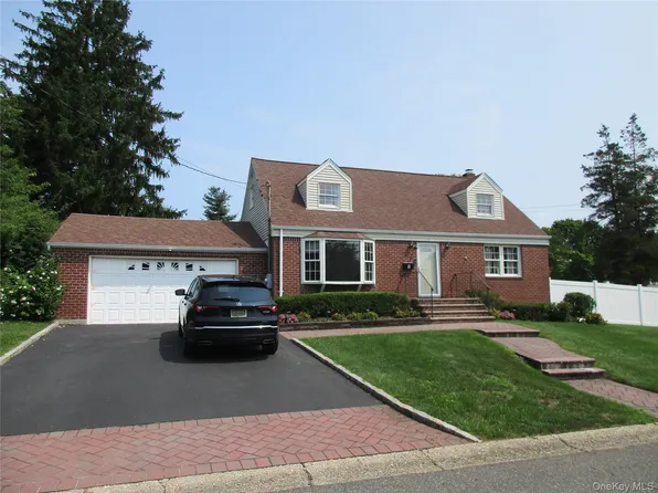 1 Clare Drive, East Northport, NY 11731