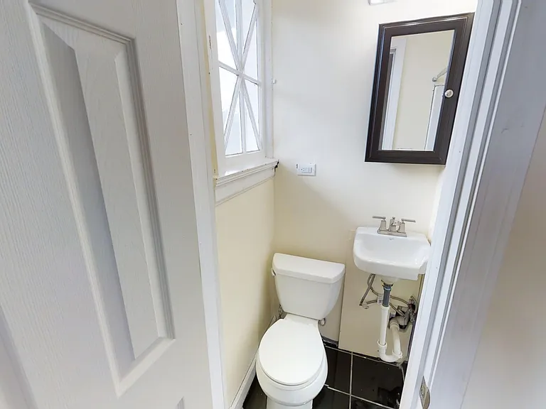 113 Comstock Ave — Photo 26