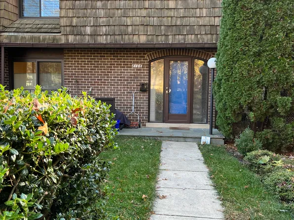 8106 Inverness Ridge Rd, Potomac, MD 20854